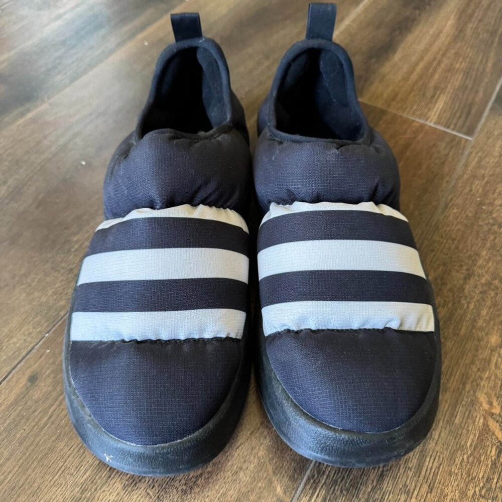 ⚽️Adidas puffy slippers